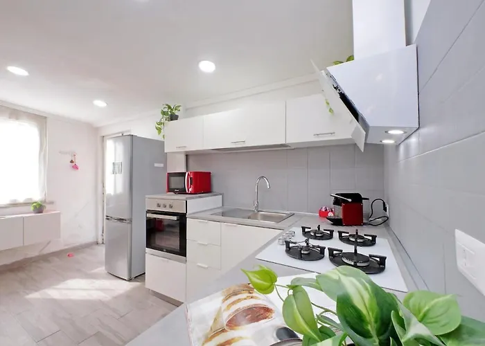 House Sabrina Aurelio Rome